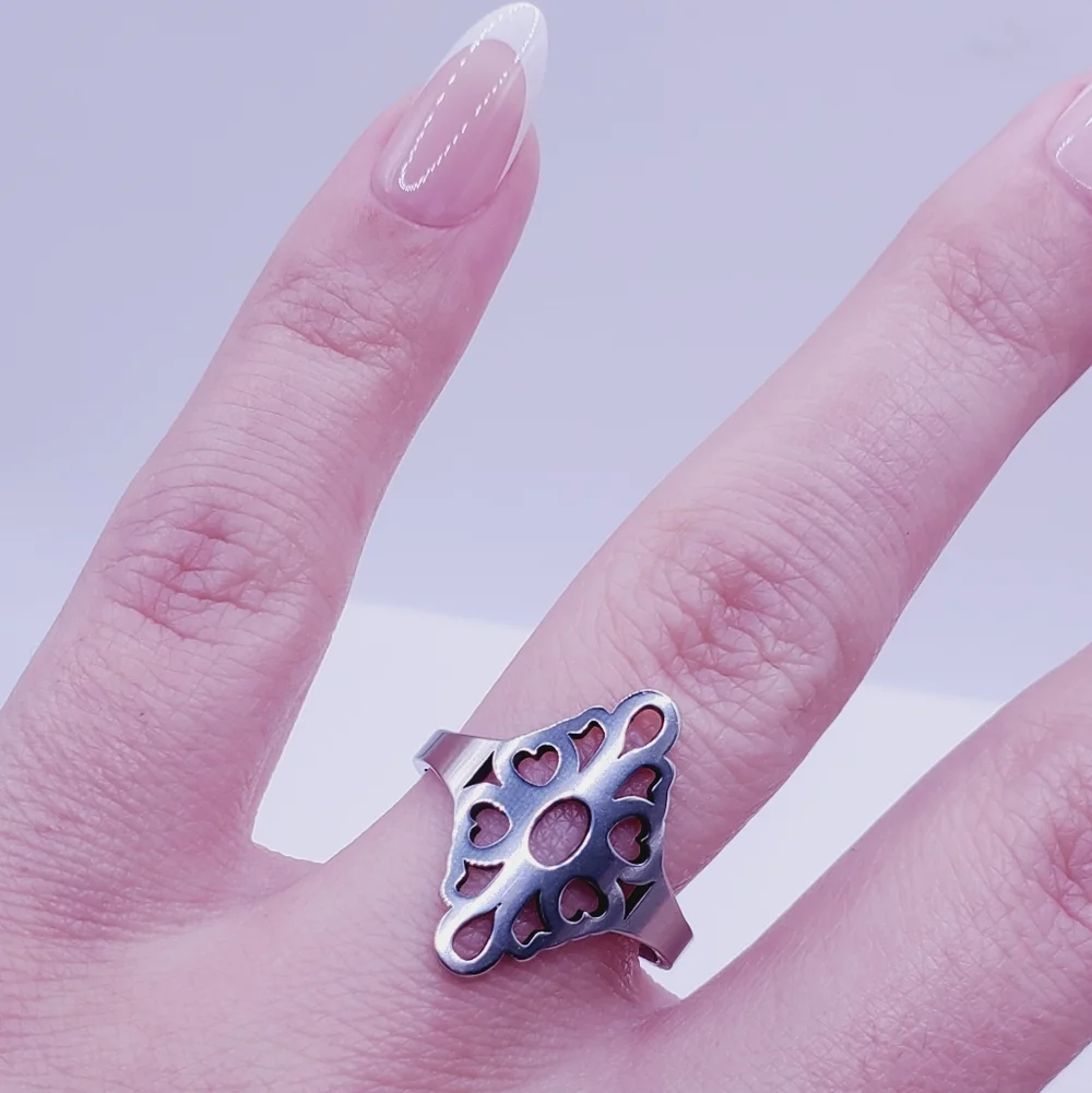 Silver Tone Filigree Statement Ring